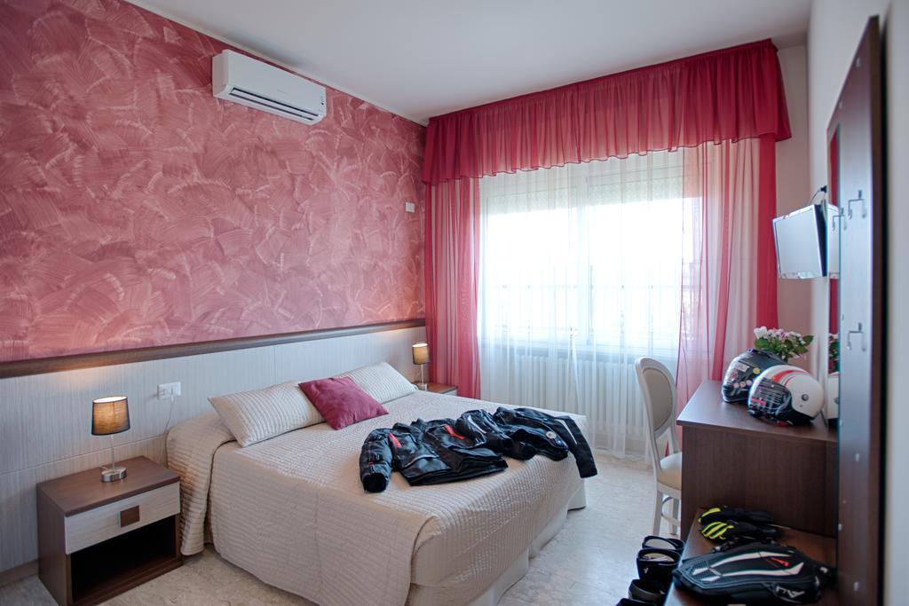 מיסאנו אדריאטיקו Locanda San Biagio מראה חיצוני תמונה