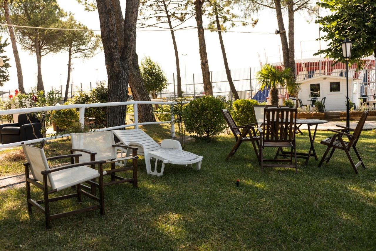 מיסאנו אדריאטיקו Locanda San Biagio מראה חיצוני תמונה